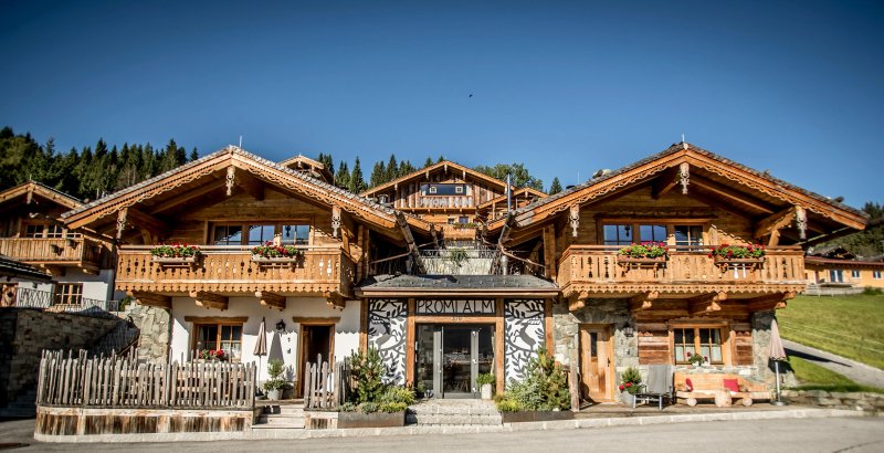 Almdorf Flachau - Hütten & Chalets