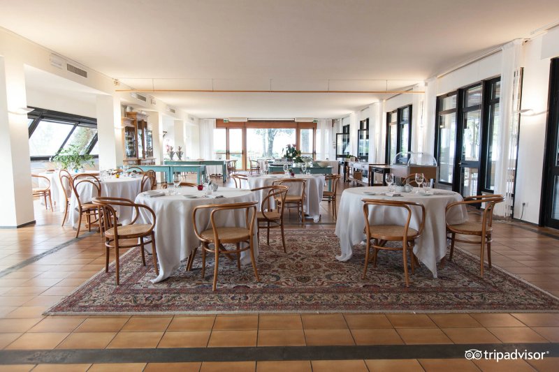 Hotel Emilia
