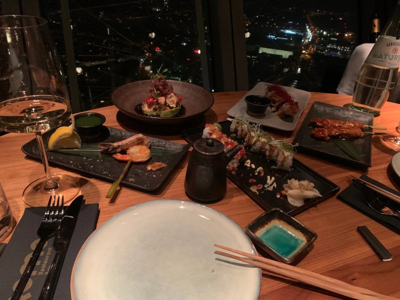 QOMO Restaurant & Bar