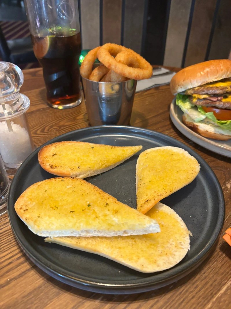 Tattershall Park Country Pub and Dining