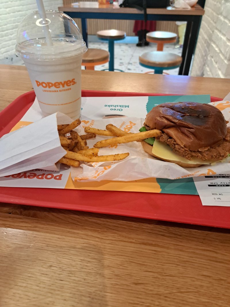 Popeyes Louisiana Chicken