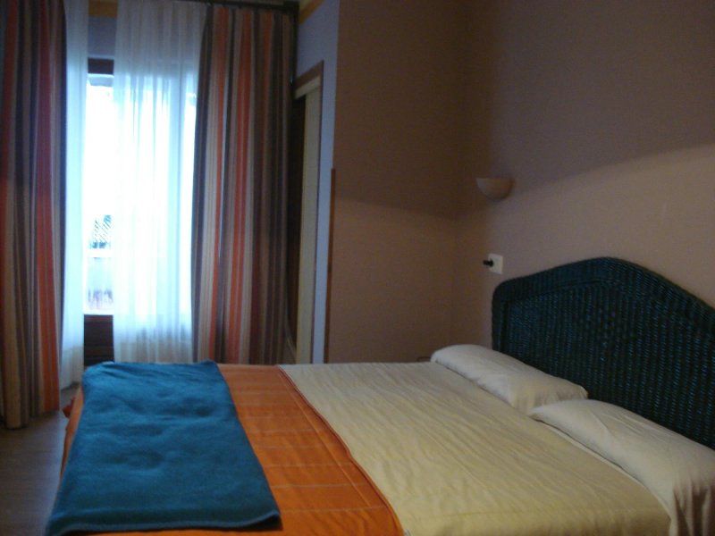 Hotel Montanes