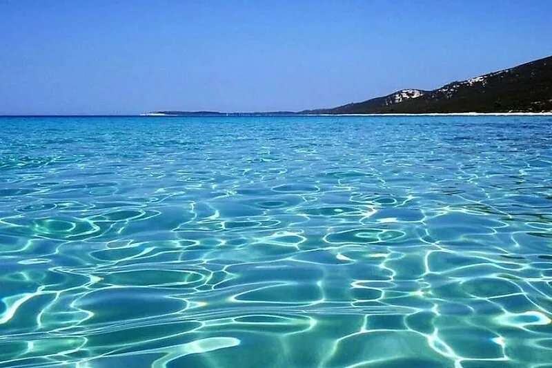 Crystal clear sea, beautiful natural beaches, close sea, WI-FI, air conditioning