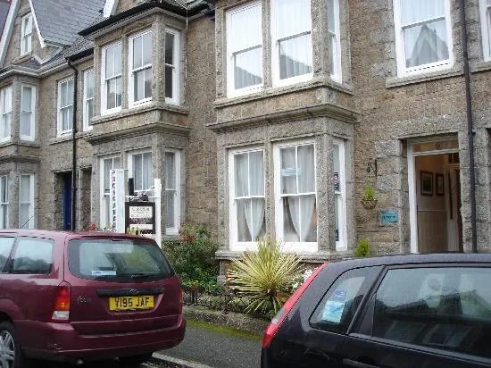 Chiverton House