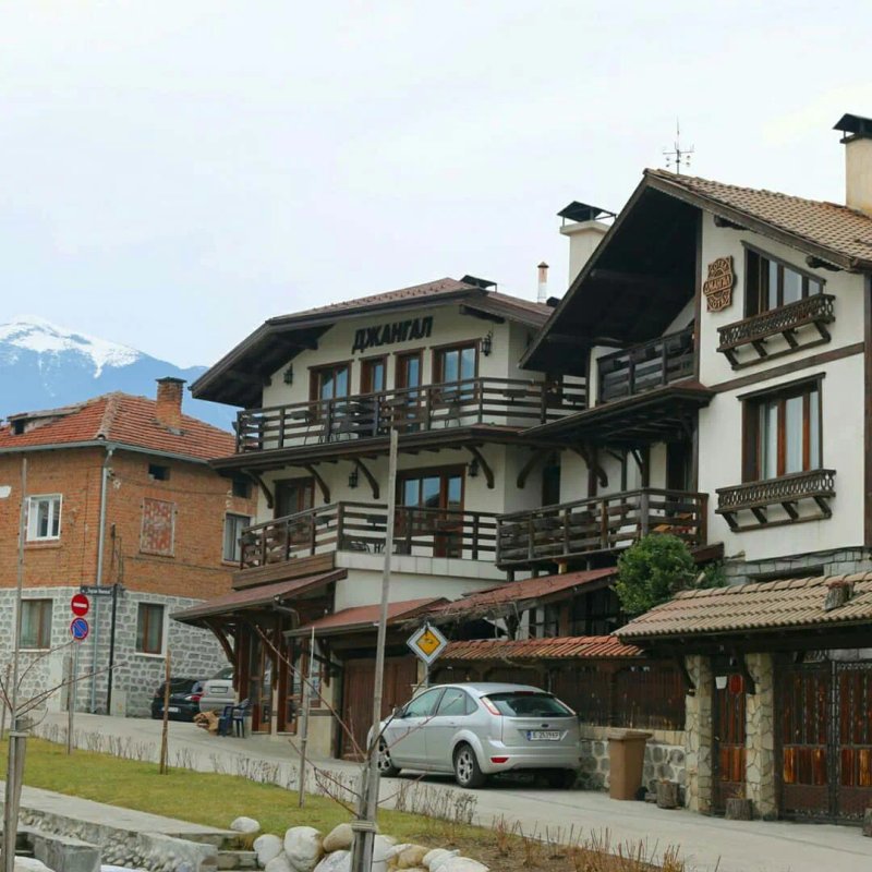 Dzhangal Hotel