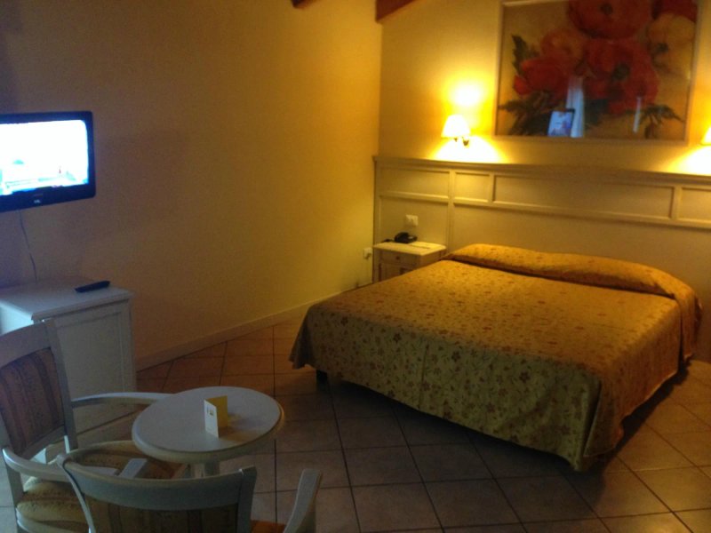 Gabarda Carpi Hotel