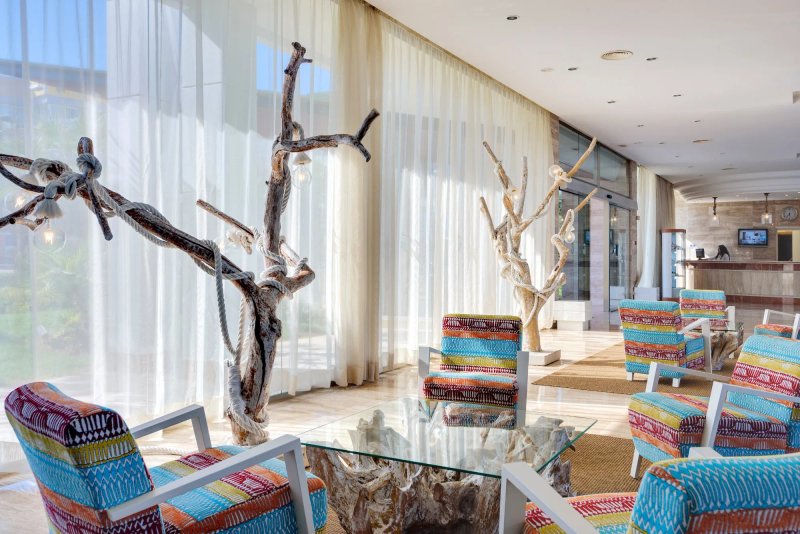 Tropic Garden Hotel Apartments