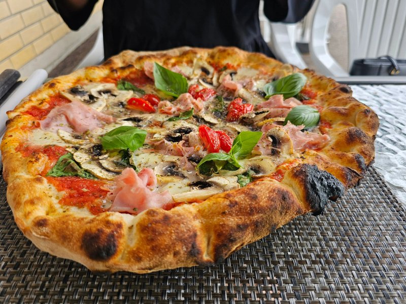 Pizzeria Bella Napoli