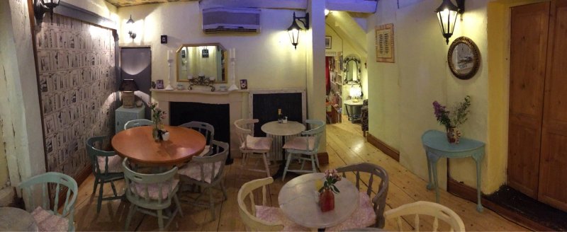 Le Cafe Journal