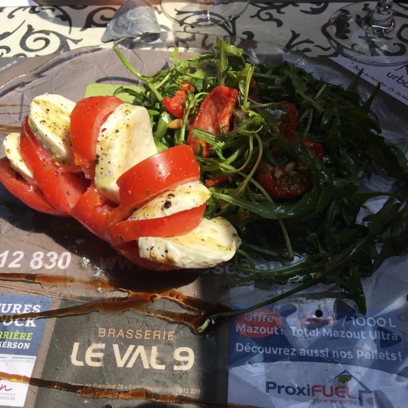 Brasserie Le 830