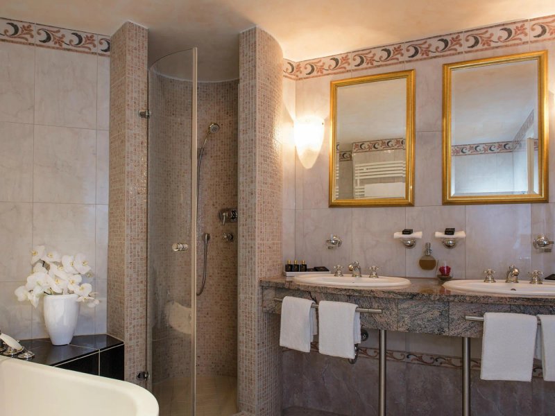 Victor's Residenz-hotel Schloss Berg