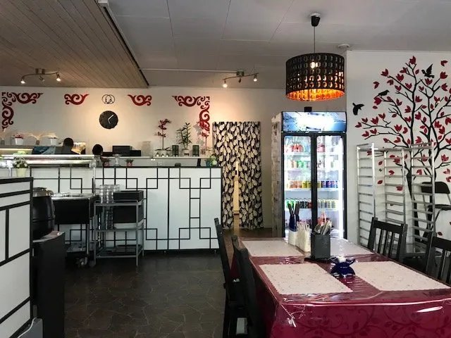 Zolboo's Sushi & Thai