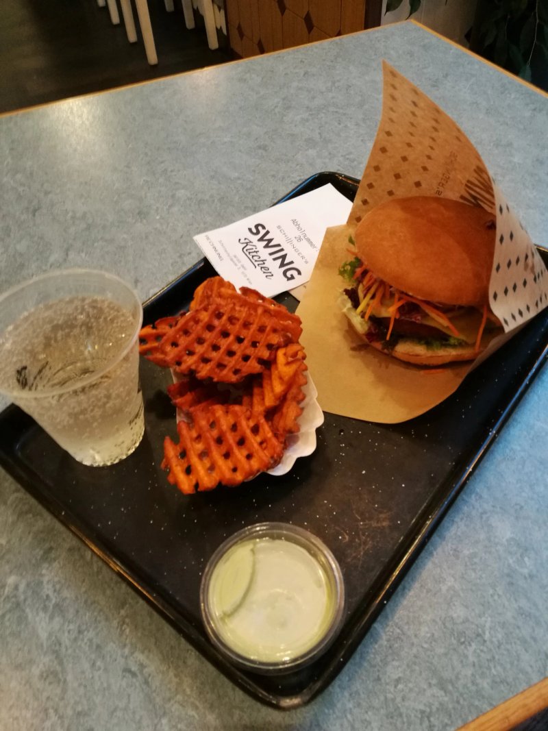 Swing Kitchen
