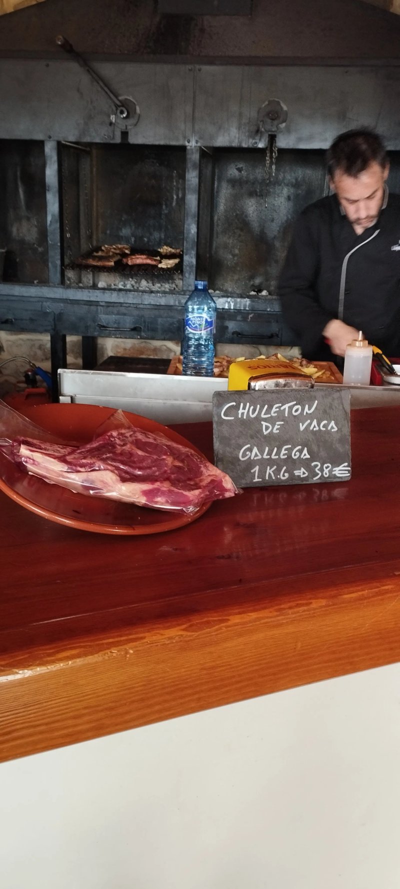 Restaurante - Asador Salon Del Clavel