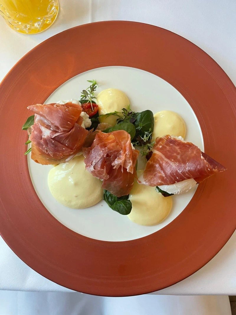 Villa Contessa Restaurant