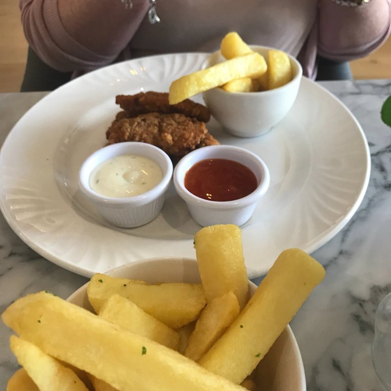 Ivanhoe Hotel