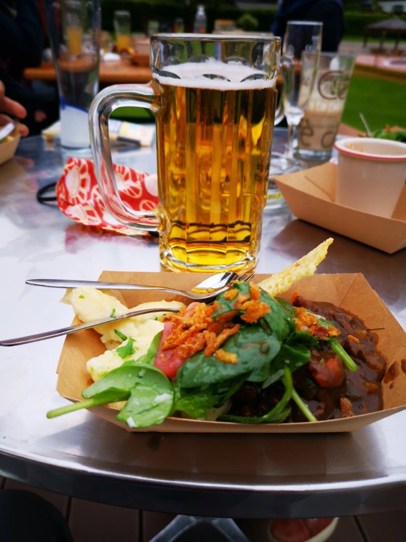 Aufd Hand Catering & Kiosk