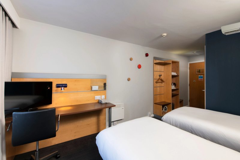 Holiday Inn Express Taunton East By IHG