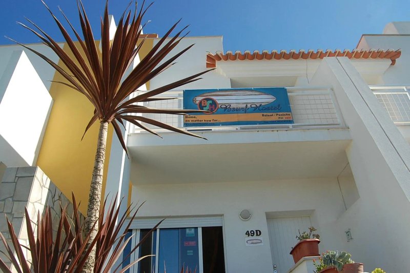 Bsurf House