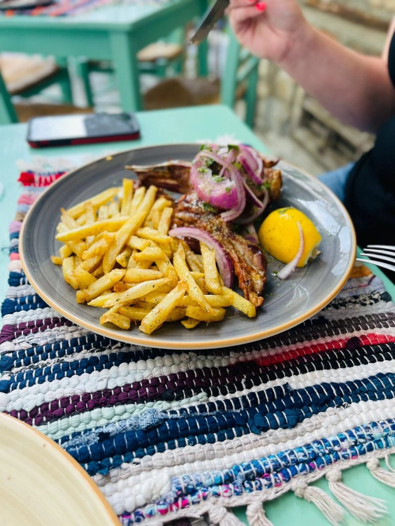 Pinakothiki Meating Point Skiathos