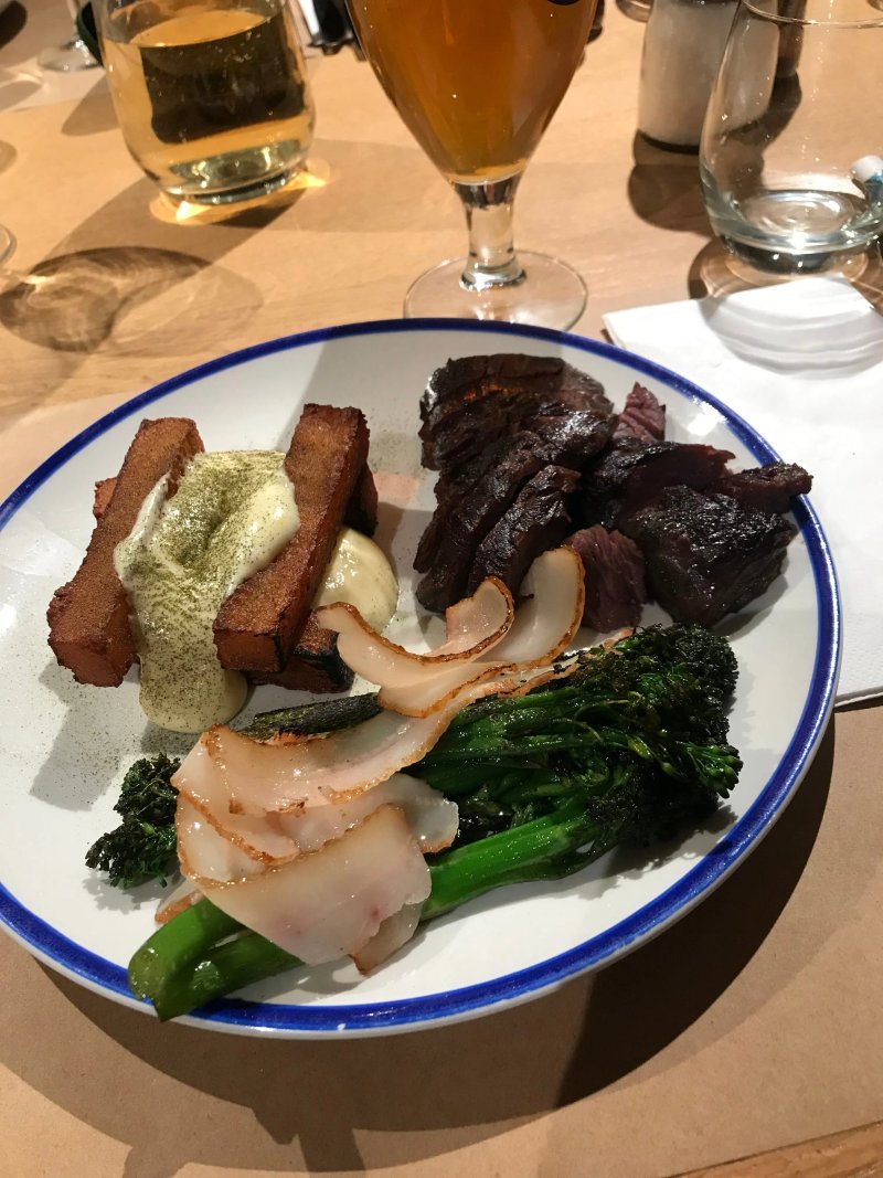 monka I restauracja I apartmenty
