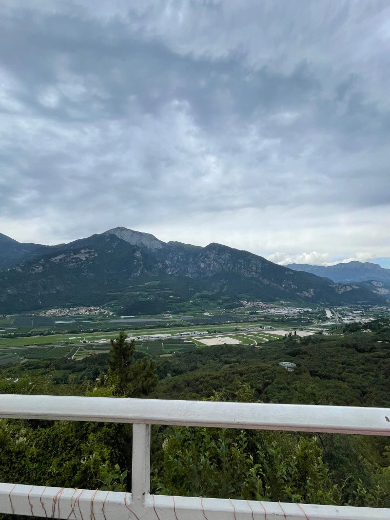 La Roccia Pizzeria E Ristorante