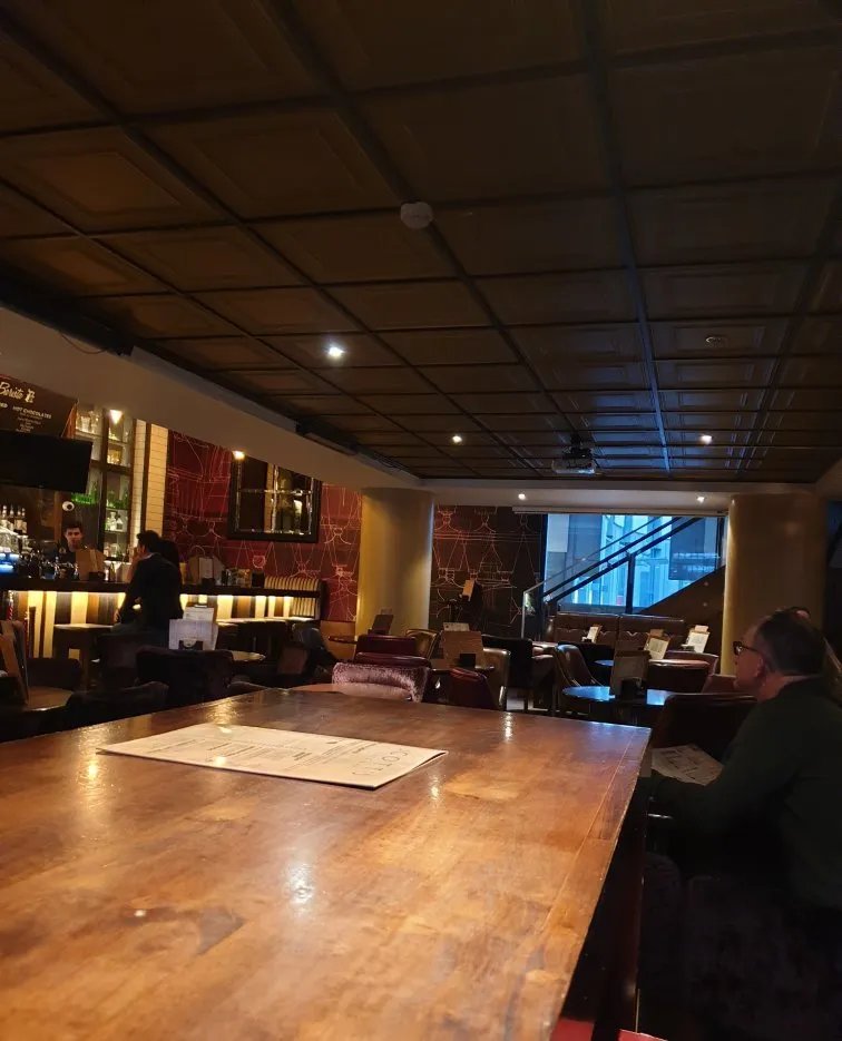 Scott's Cafe-Bar