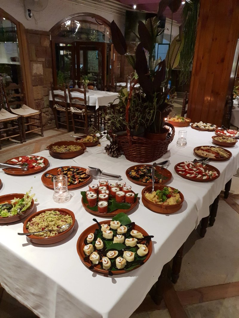 Hostal Restaurant La Guineu