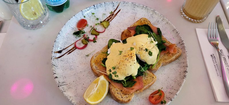 Dale Street Kitchen & bar by Shino