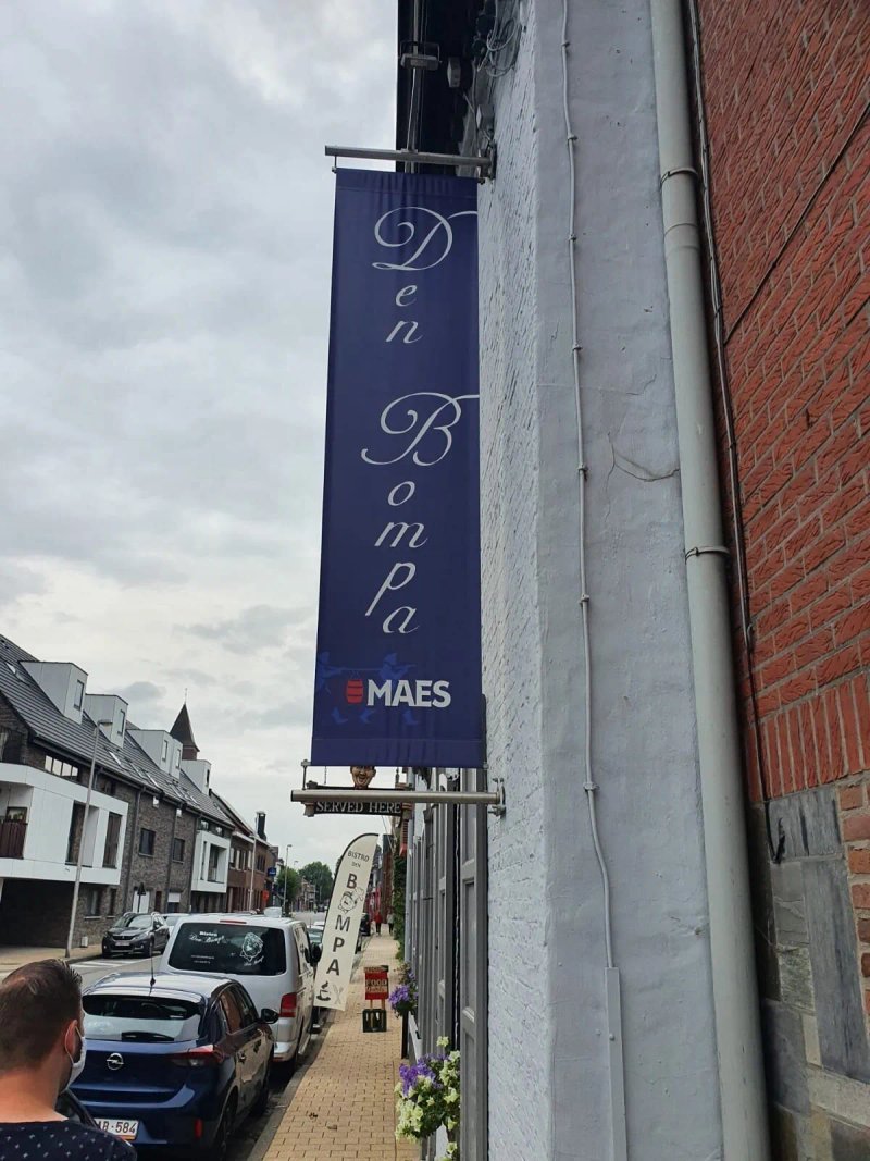Den Bompa