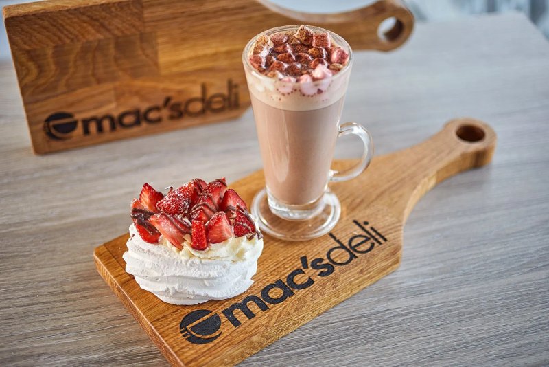 Mac's Deli