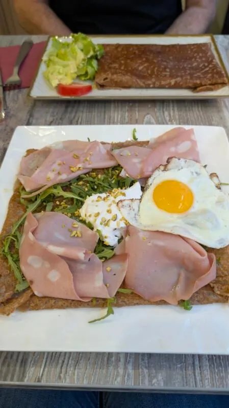 Creperie La Flambee