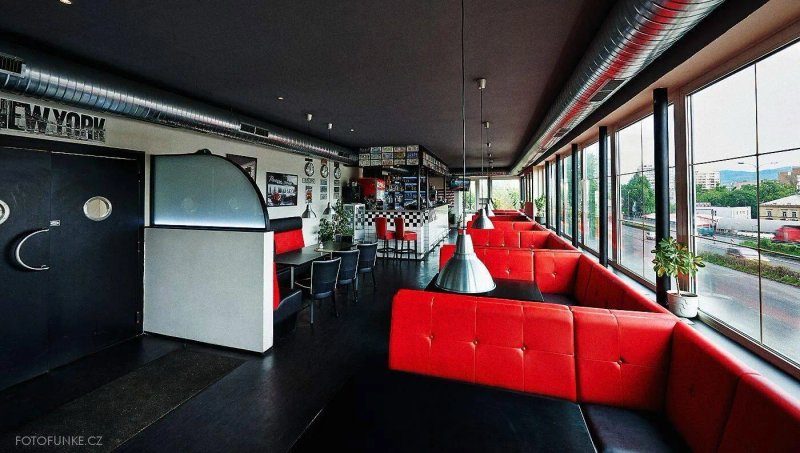 Coyote Diners & Bar