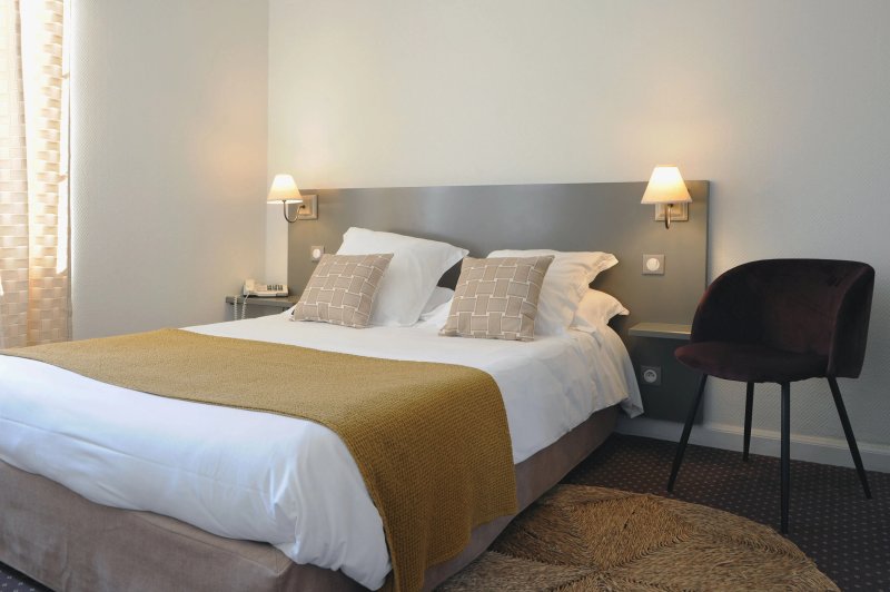 Logis Hotel Du Chene