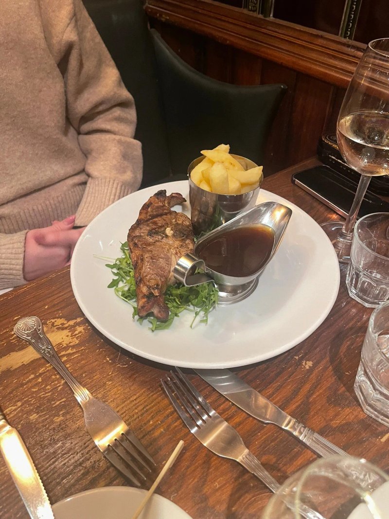 Sam's Chop House