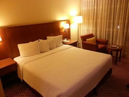 Courtyard by Marriott Paris La Defense West - Colombes