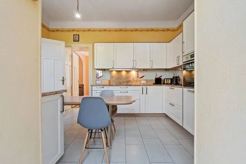 Luxury 3BR Townhome  Walk to City Center & Park Free!