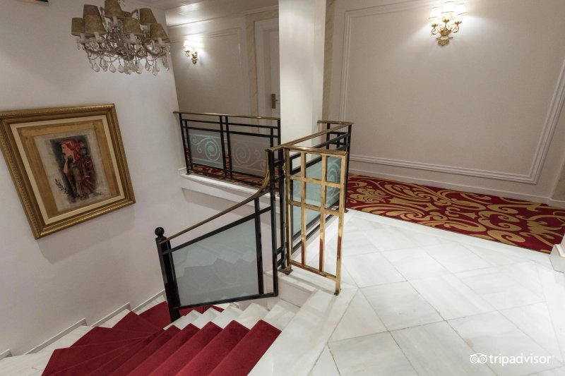 Theoxenia Palace