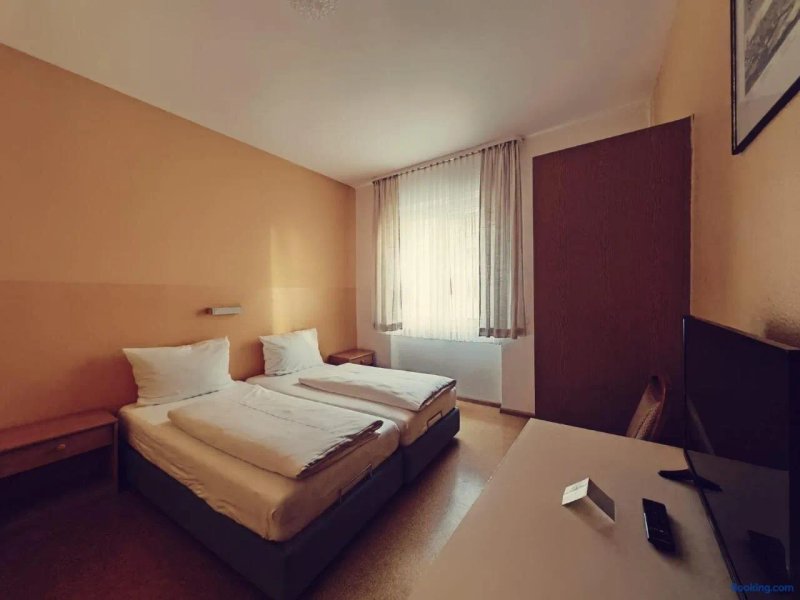 City Hotel Bauer