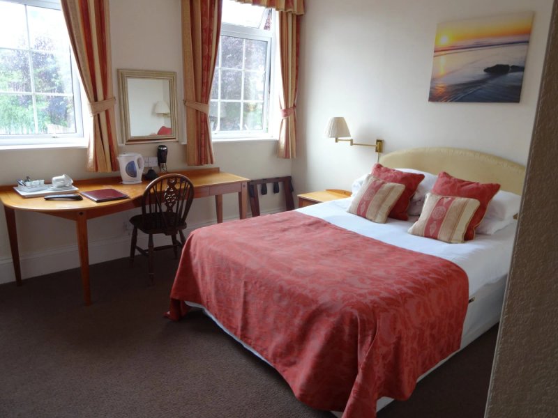 The Hillmorton Manor Hotel