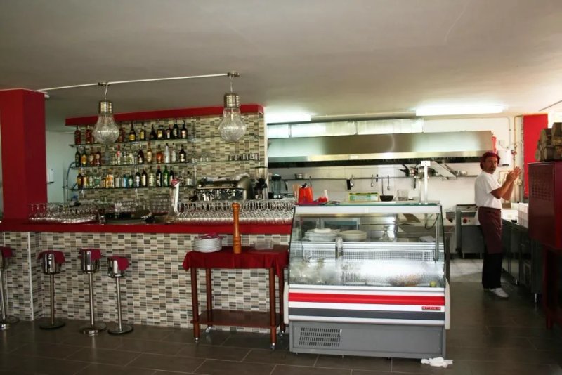 Melrose's Las Americas
