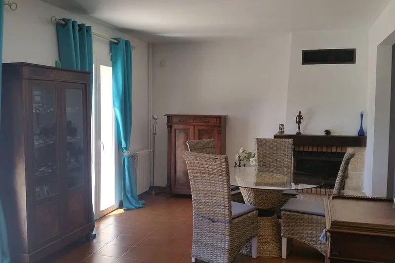 Farmhouse provencal of standing with swimming pool made safe in large paysagé