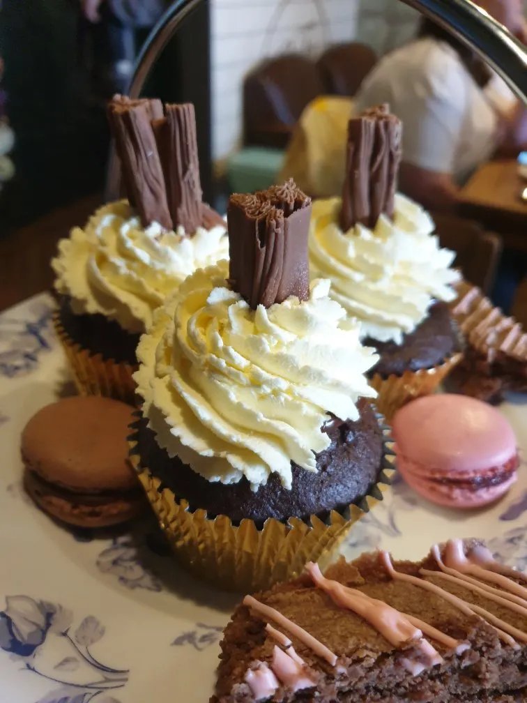 Iced Cake Palour