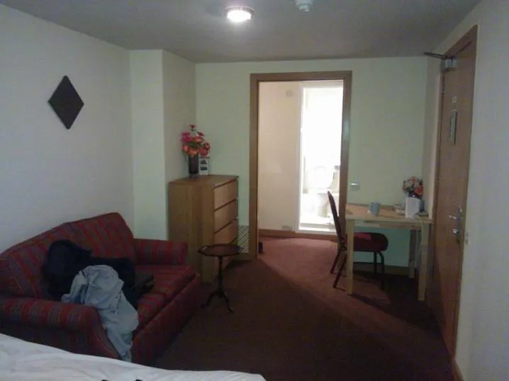Rosemount Hotel
