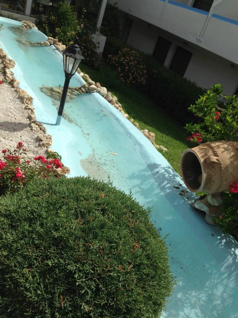 Evi Hotel