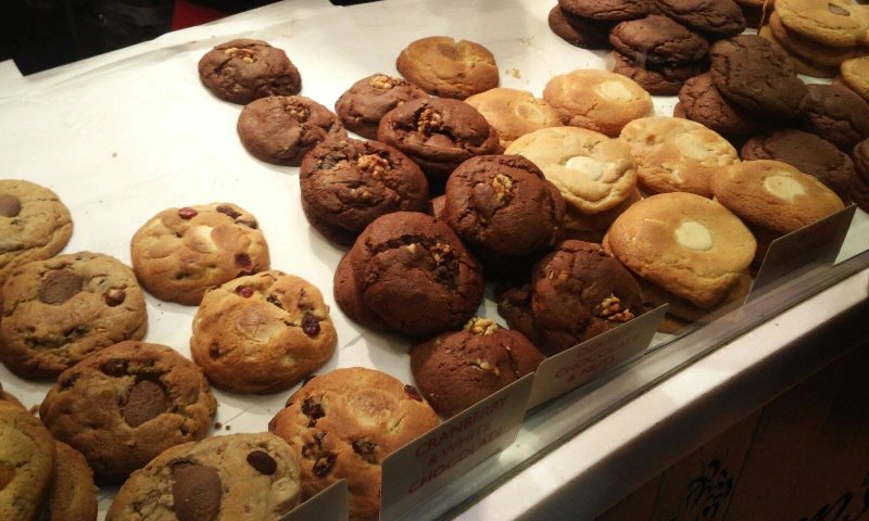 Ben's Cookies