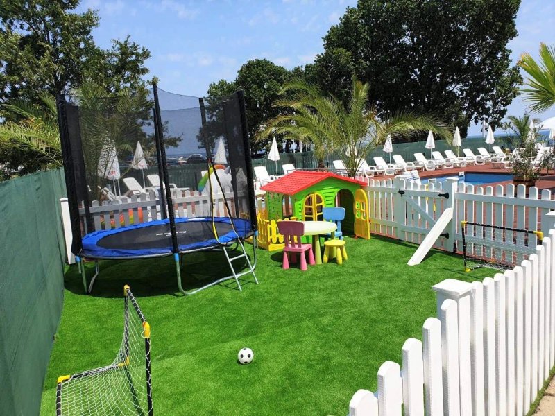 Family Hotel Sunday Kiten