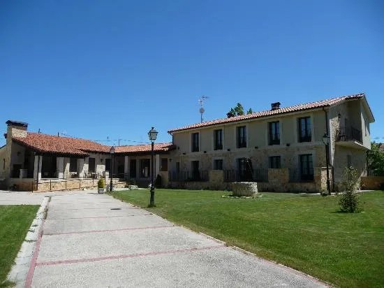 Hotel Rural La Henera