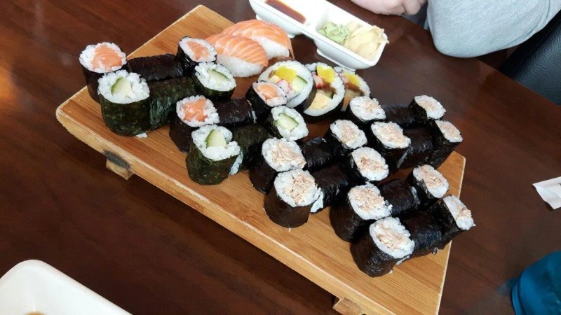 FuJi Sushi Bar