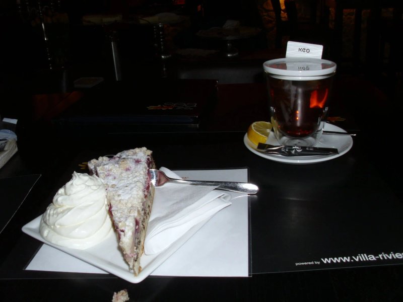 Sea Restaurant Bar & Lounge